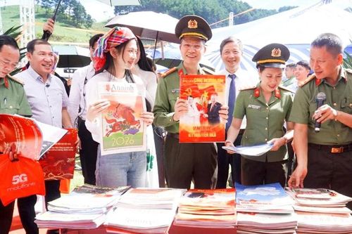Dấu ấn báo chí Công an nhân dân hướng về cơ sở