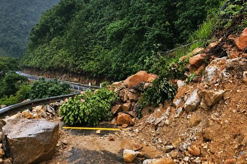 Tin cảnh báo lũ quét, sạt lở đất ở 5 tỉnh Bắc Bộ và dự báo thời tiết 1 tháng tới