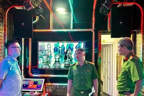 Phường Hoàng Mai siết chặt quản lý loại hình kinh doanh karaoke