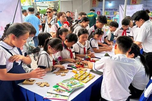 Phường Chợ Quán tổ chức Hội thi ứng dụng khoa học-công nghệ, đổi mới sáng tạo năm 2026