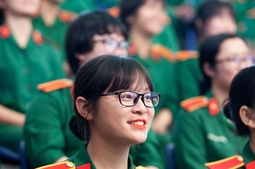 Công bố đề tham khảo thi đánh giá năng lực vào các trường quân đội