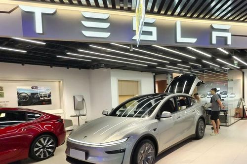 Tesla mang công nghệ tự lái hoàn toàn đến Trung Quốc