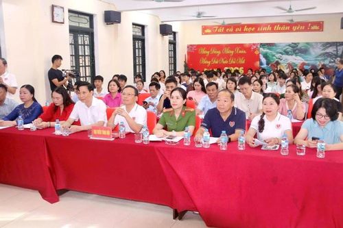 Chung tay xây dựng môi trường an toàn, yêu thương và không bạo lực với trẻ em