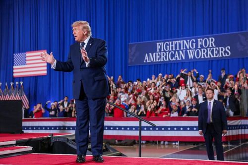 Bầu cử giữa nhiệm kỳ Mỹ: Ông Trump thúc đẩy chiến dịch giữ ghế của Đảng Cộng hòa