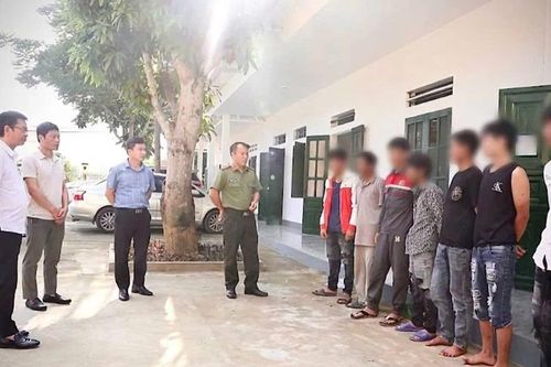 Công an phường Cầu Thia truy tìm, lập hồ sơ đưa 17 đối tượng đi cai nghiện