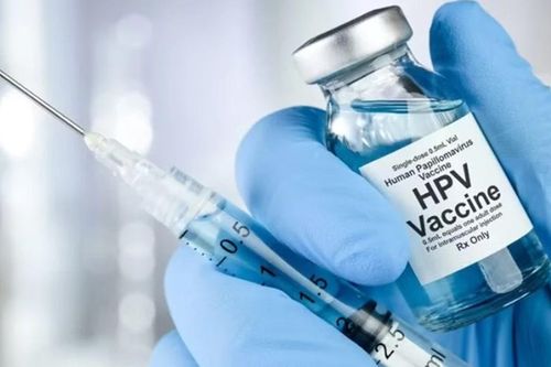 Vắc xin HPV lần đầu tiên được đưa vào tiêm chủng bắt buộc