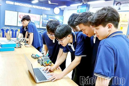 Kỳ 2: 'Lá chắn mềm' bảo vệ nền tảng tư tưởng của Đảng