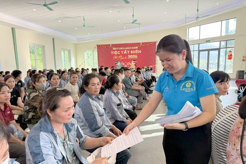 Tuyên truyền chính sách bảo hiểm cho công nhân lao động