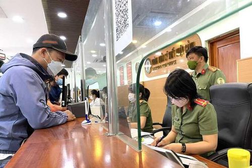 Sẽ tạm hoãn xuất cảnh bà Vũ Thị Thu Hương, người đại diện pháp luật Địa ốc Minh Trạch