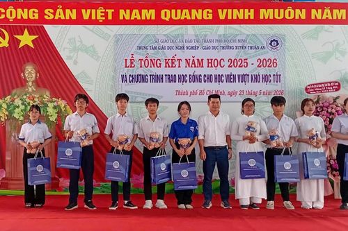 TP.HCM: Trung tâm giáo dục nghề nghiệp thường xuyên Thuận An có 70 học sinh giỏi cấp thành phố
