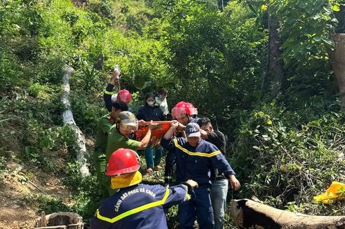 Cứu nạn kịp thời 2 học sinh rơi xuống vực sâu trong khi đi phượt