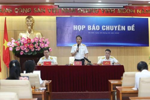 Cục Thuế làm rõ việc nợ thuế ít vẫn bị hoãn xuất cảnh