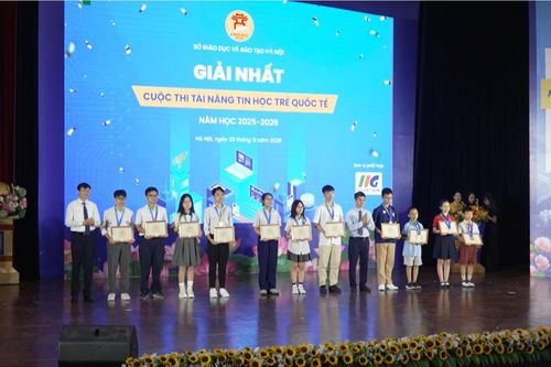 Học sinh Hà Nội khẳng định năng lực số theo chuẩn quốc tế