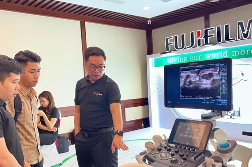 Đẩy mạnh chuyển đổi số trong quản lý thiết bị y tế