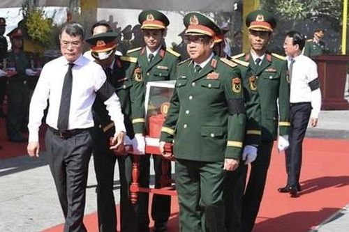 Thủ tướng Lê Minh Hưng dự lễ truy điệu, an táng 28 hài cốt liệt sĩ tại Nghĩa trang Đường 9