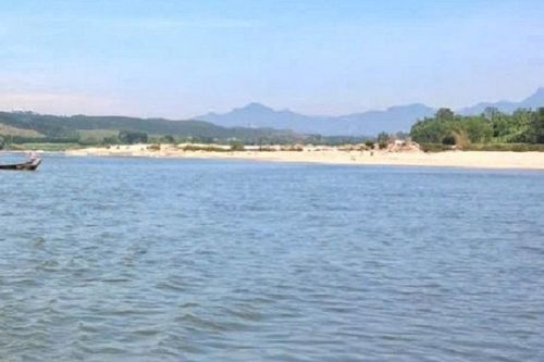Rủ nhau tắm sông Trà Khúc, 3 học sinh ở Quảng Ngãi chết đuối thương tâm