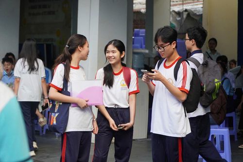 Hơn 4.700 thí sinh bước vào kỳ thi lớp 10 trường chuyên 'hot' nhất TP.HCM