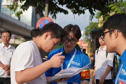 Đề Toán vòng 1 thi vào lớp 10 chuyên Khoa học Tự nhiên năm 2026