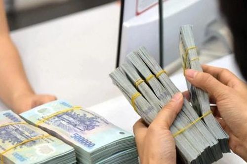 Lãi suất đổi 'điểm nóng', ngân hàng âm thầm gom vốn trung hạn