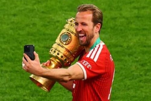 Harry Kane lập hattrick, đoạt danh hiệu thứ 4 cùng Bayern