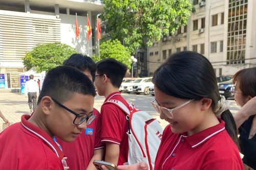 Hà Nội dẫn đầu với số lượng giải áp đảo vòng chung kết Đấu trường toán học châu Á bằng tiếng Anh