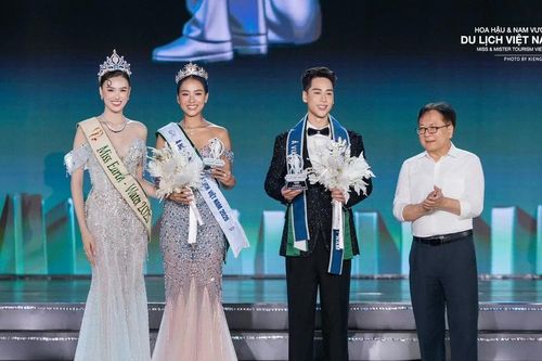 Tiết lộ đặc biệt về nam sinh đăng quang 'Á vương Du lịch Việt Nam 2026'