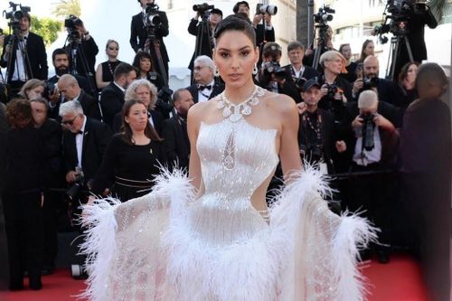 Váy áo Việt trên thảm đỏ Liên hoan phim Cannes 2026
