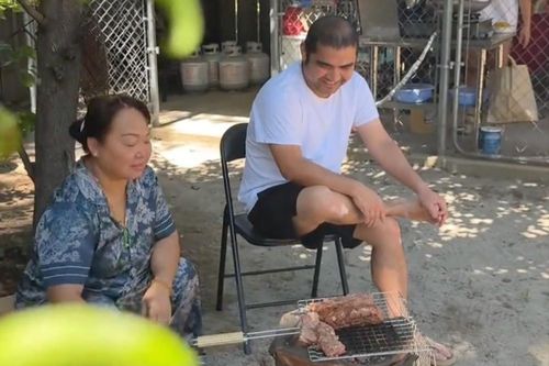 Gia đình có 'miệt vườn miền Tây' ở Mỹ gây sốt