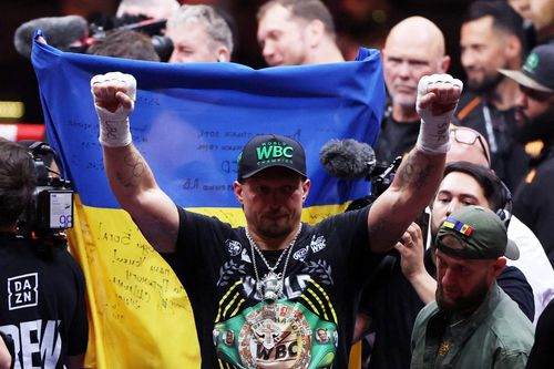 Usyk thắng, nhưng hào quang đã lung lay