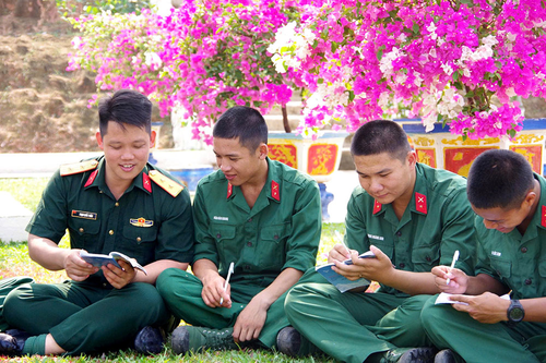 'Nhật ký tân binh Đoàn Bình Long'