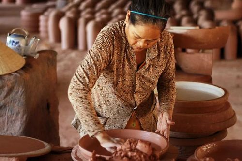 Cần mẫn giữ nghề