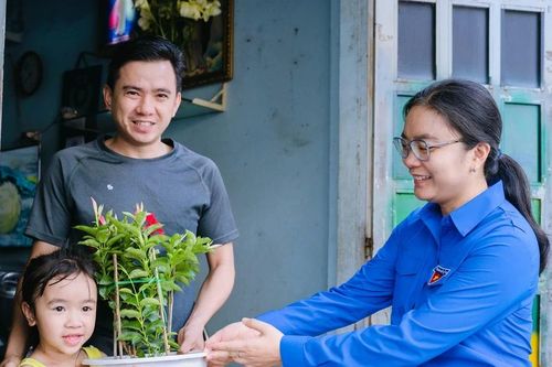 Tuổi trẻ TPHCM lan tỏa hành động đẹp Ngày Chủ nhật xanh