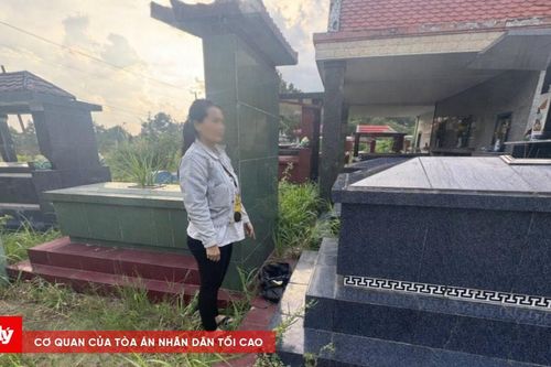 Sinh con xong đưa ra khu mộ bỏ rồi trở về phòng trọ