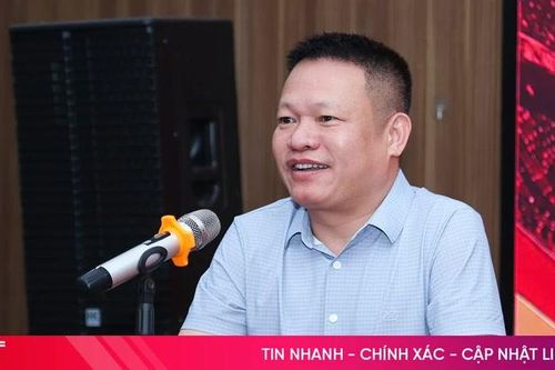 Hồng Lĩnh Hà Tĩnh chào đón cầu thủ xa quê về thi đấu