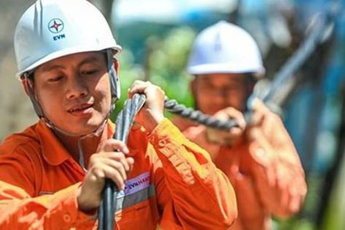 Đề xuất áp giá giờ cao điểm mới để tính tiền điện ngay từ tháng 6