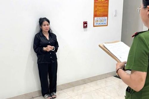 Thái độ 'nhởn nhơ' của người phụ nữ hé lộ tội ác tày trời