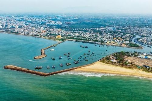 Cơ hội mở rộng thị trường du lịch từ sân bay Phan Thiết