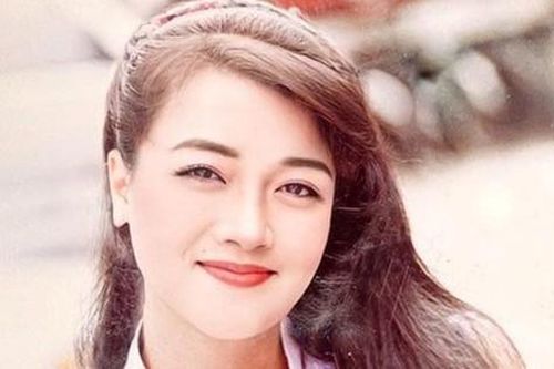 'Người đẹp làng hài' từng lọt top 15 cuộc thi hoa hậu, sẵn sàng 'dìm nhan sắc' để mang lại tiếng cười cho khán giả