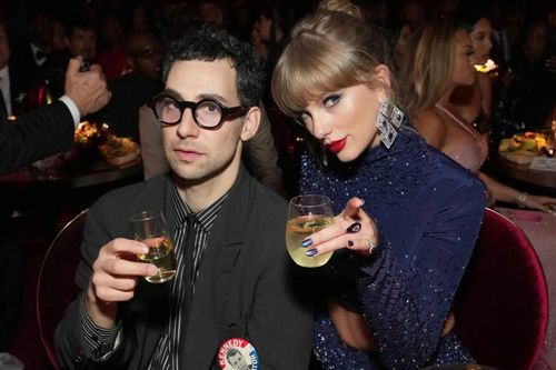 Jack Antonoff từ chối khi được hỏi về đám cưới Taylor Swift