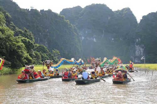 Lễ hội Sắc vàng Tam Cốc
