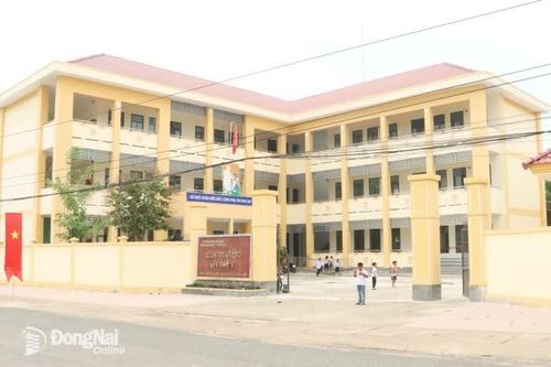 Quyết liệt hoàn thành 100 trường nội trú vùng biên trước năm học mới