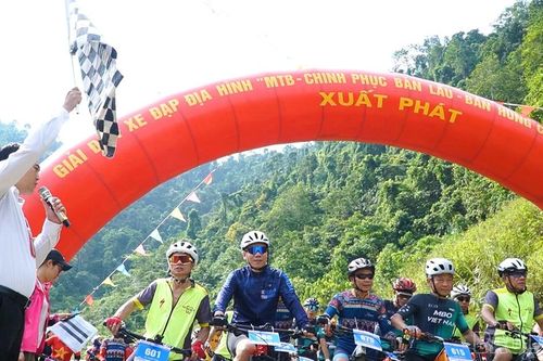 Ấn tượng Giải đua xe đạp địa hình 'MTB - Chinh phục Bản Lầu - Bản hùng ca biên cương - LCC9'