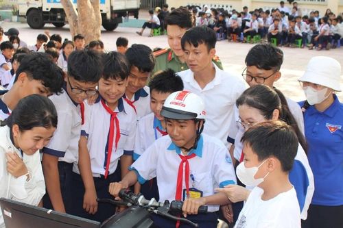 Lâm Đồng quyết liệt kéo giảm tai nạn giao thông