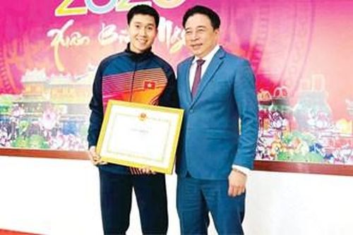 'Chàng trai vàng' của môn đá cầu xứ Huế