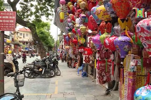 Nhiều tuyến phố ở phường Hoàn Kiếm rộng thoáng, sạch đẹp hơn
