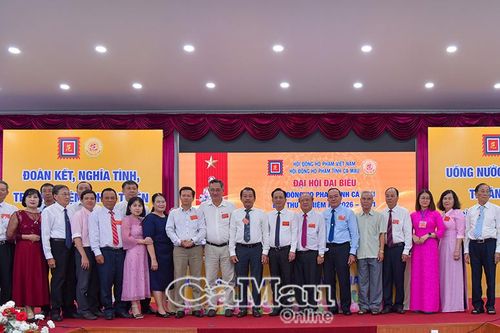 Đồng chí Phạm Thạnh Trị, nguyên Phó Bí thư Tỉnh ủy, nguyên Chủ tịch UBND tỉnh được bầu làm Chủ tịch Hội đồng họ Phạm