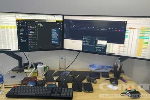 TPHCM: Phát hiện nhóm người nước ngoài vi phạm cư trú, thu giữ nhiều máy tính và điện thoại