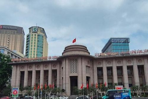 Hạ nhiệt lãi suất ngân hàng, hỗ trợ thúc đẩy tăng trưởng kinh tế