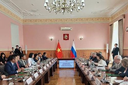 Thành phố Hà Nội thúc đẩy quan hệ hợp tác toàn diện với thành phố Mátxcơva