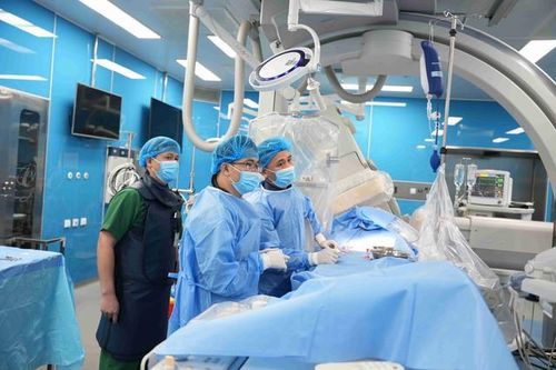 Can thiệp thành công cho bệnh nhi 8 tháng tuổi dị tật tim bẩm sinh